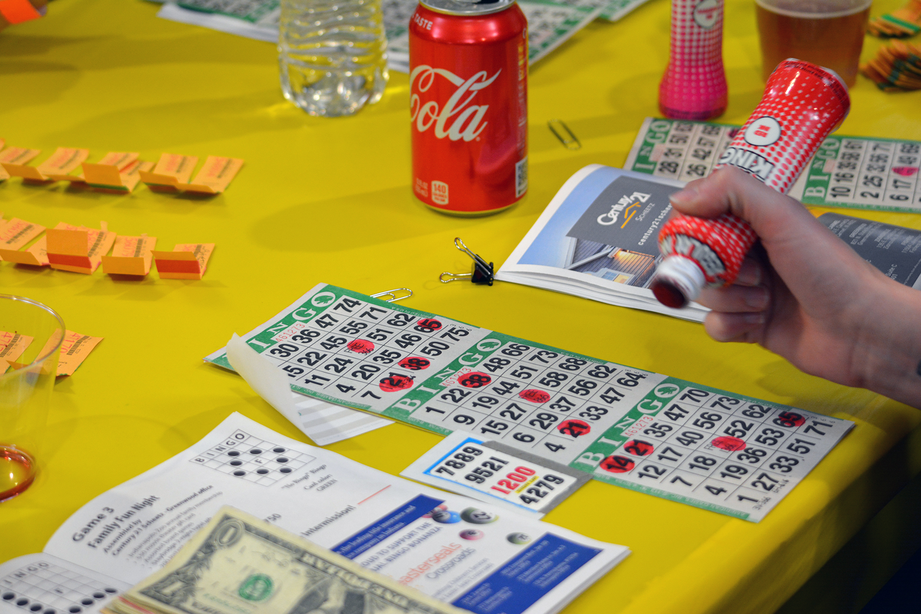 image of bingo with dauber, game card and table
