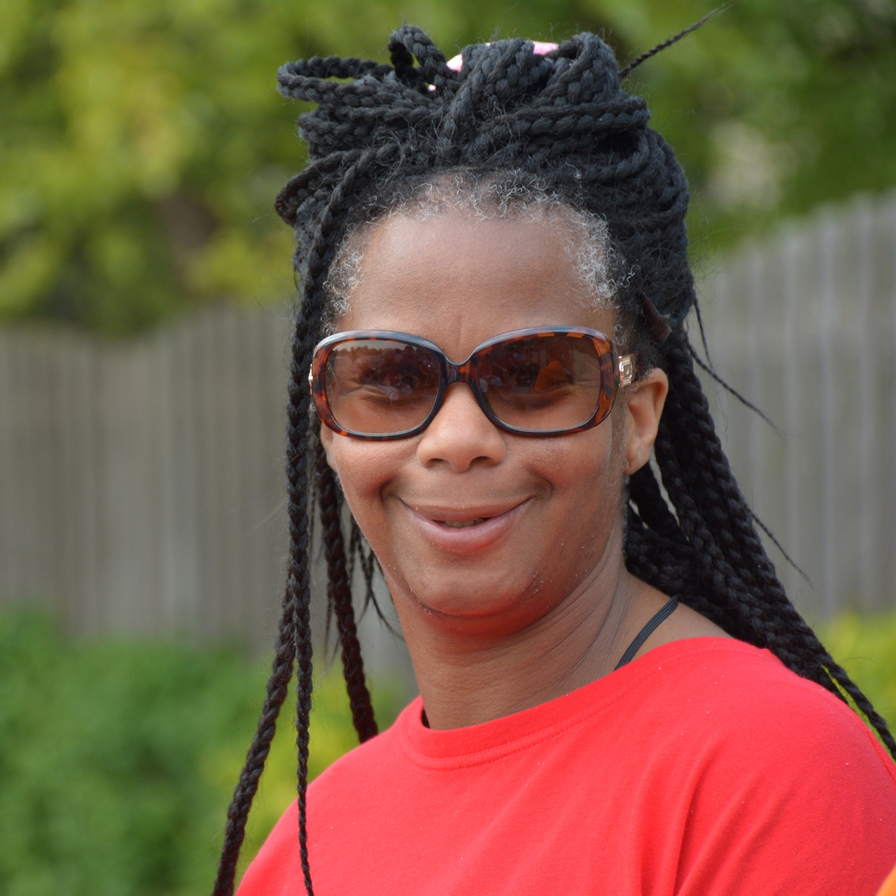 FF_8 Lady smiling